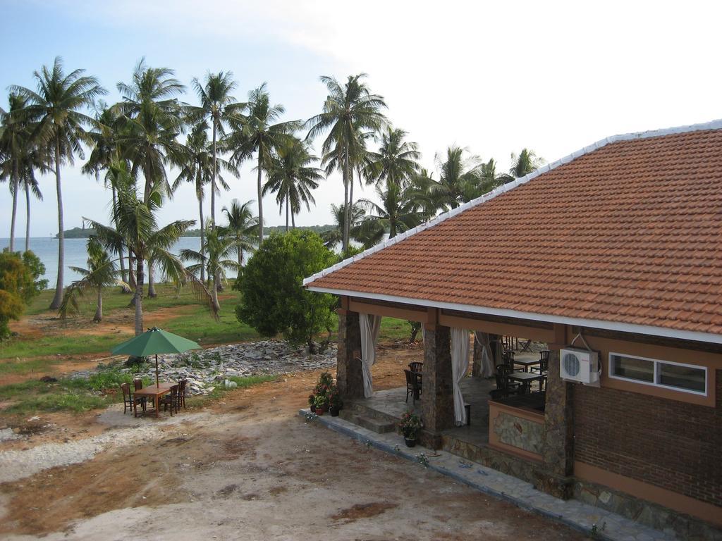 Escape Karimunjawa Hotell Semarang Exteriör bild